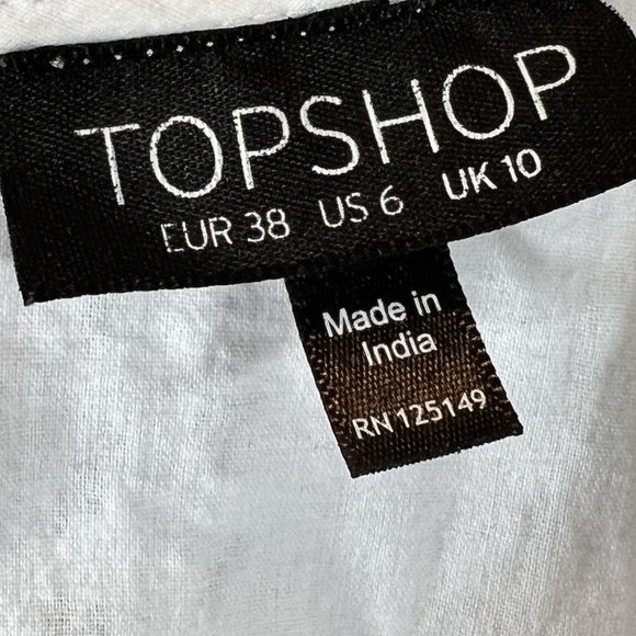 TOPSHOP White Eyelet Romper Size 6 - Picture 7 of 11